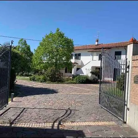 Casa Alessia - In Campagna Con Piscina